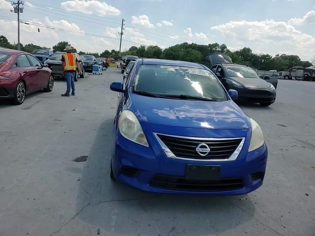 2014 Nissan Versa - zdjęcie 13