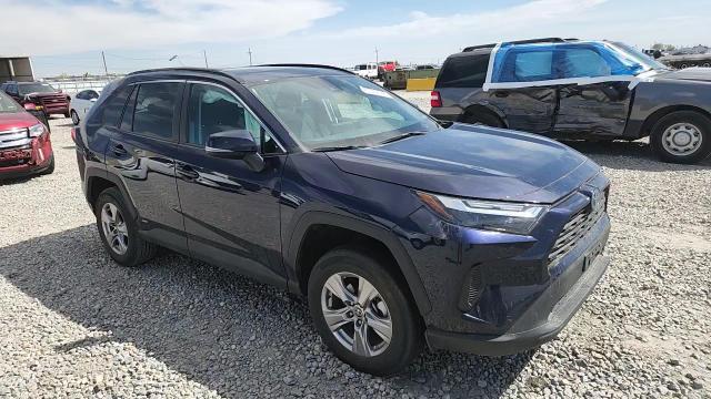 2022 Toyota Rav4 Xle - zdjęcie 14