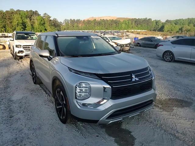 2023 Mitsubishi Outlander Se - zdjęcie 14