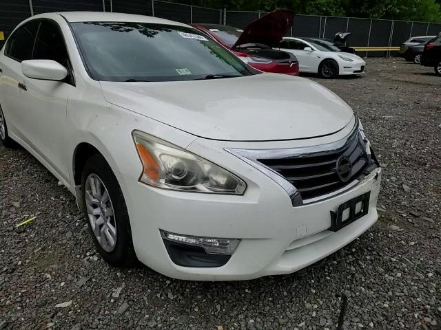 2015 Nissan Altima 2.5 S - zdjęcie 13
