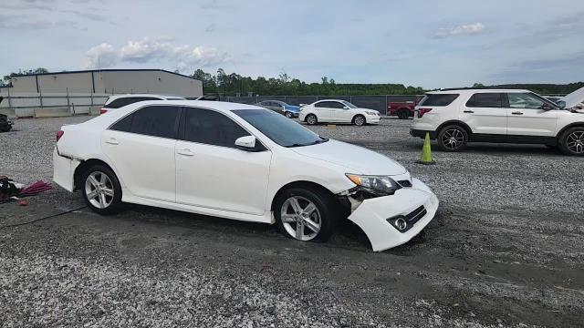2013 Toyota Camry Se - zdjęcie 14