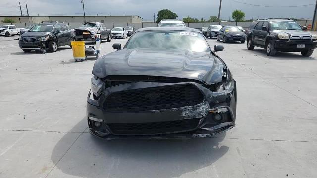 2017 Ford Mustang - zdjęcie 13