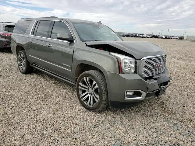 2017 GMC Yukon Xl Denali - zdjęcie 14
