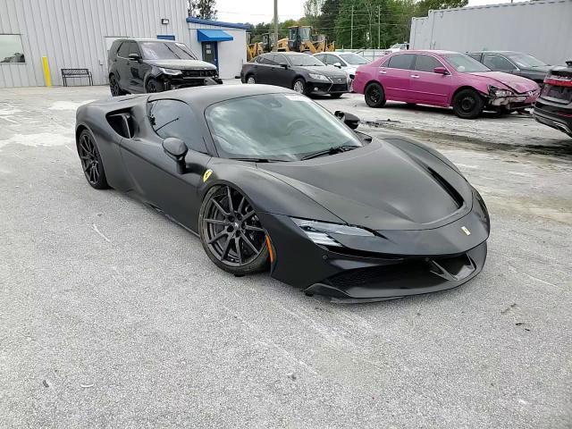 2022 Ferrari Sf 90 Stradale - zdjęcie 13