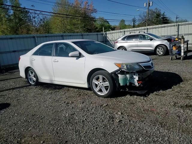 2014 Toyota Camry Se - zdjęcie 13