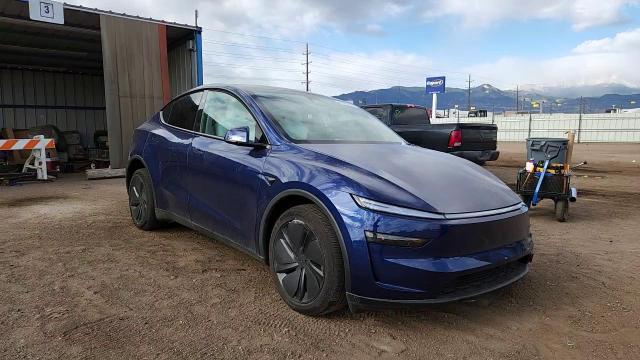 2026 Tesla Model Y - zdjęcie 13