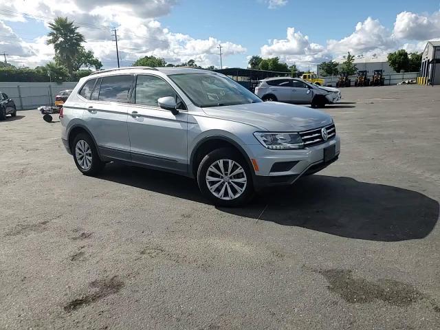 2020 Volkswagen Tiguan S - zdjęcie 14