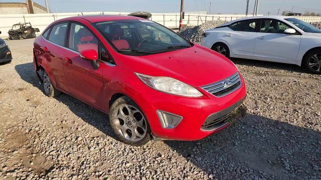 2013 Ford Fiesta Titanium - zdjęcie 13