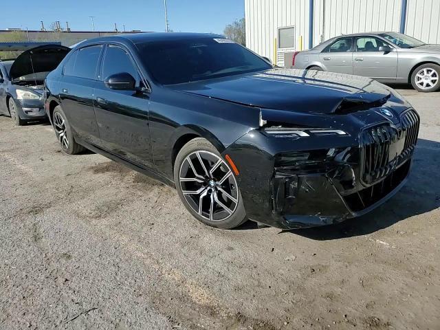2024 BMW 740 I - zdjęcie 14