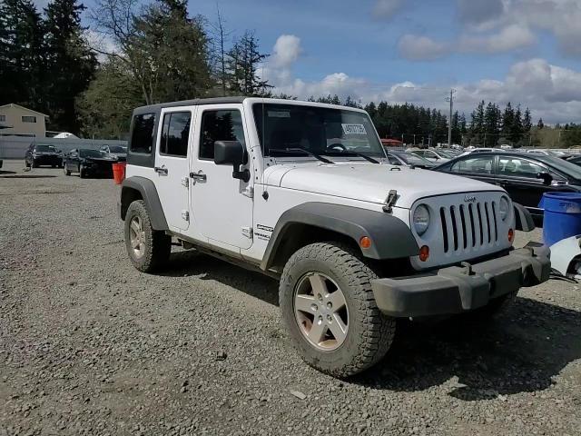 2013 Jeep Wrangler Unlimited Sport - zdjęcie 14