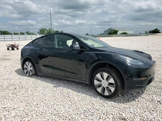 2024 Tesla Model Y - zdjęcie 14