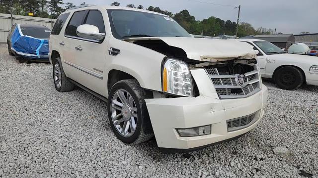 2013 Cadillac Escalade Platinum - zdjęcie 14