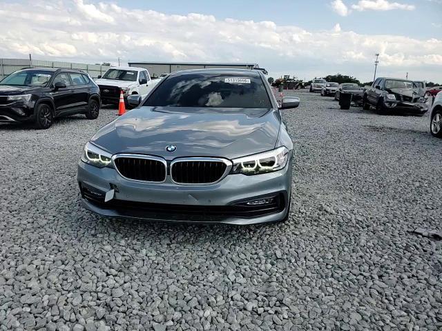 2018 BMW 530 Xi - zdjęcie 13