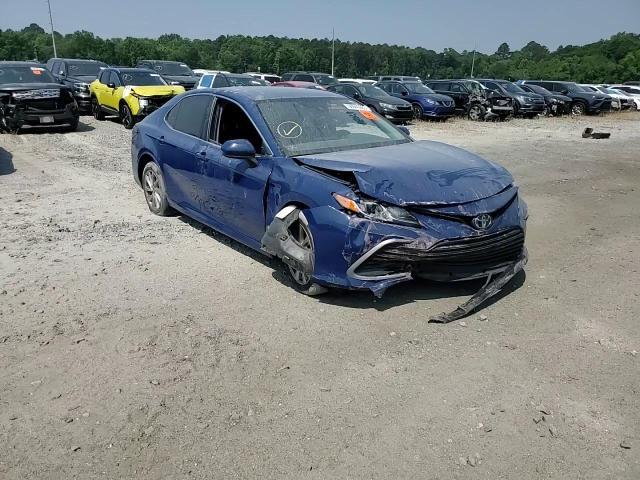 2023 Toyota Camry Le - zdjęcie 13