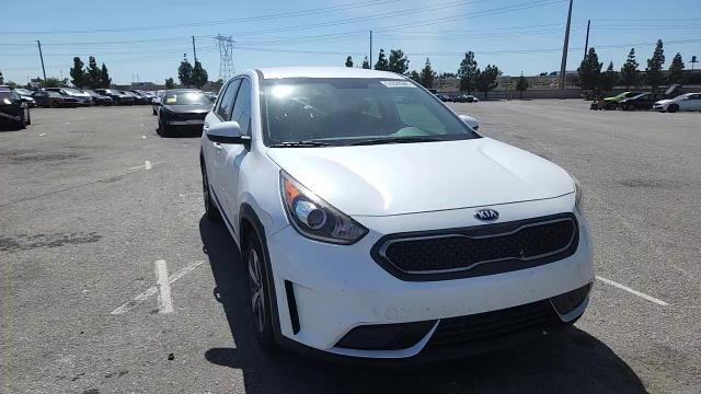 2017 Kia Niro Fe - zdjęcie 13