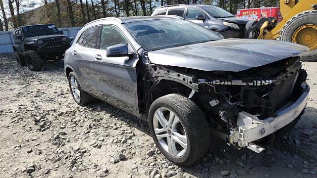 2020 Mercedes-Benz Gla 250 4Matic - zdjęcie 15