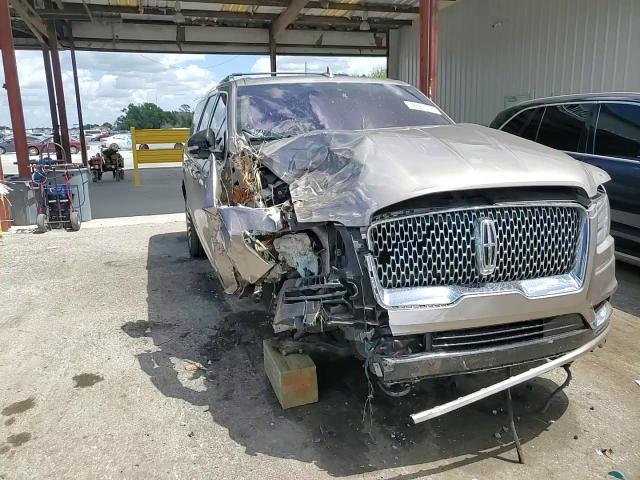 2019 Lincoln Navigator L Reserve - zdjęcie 14