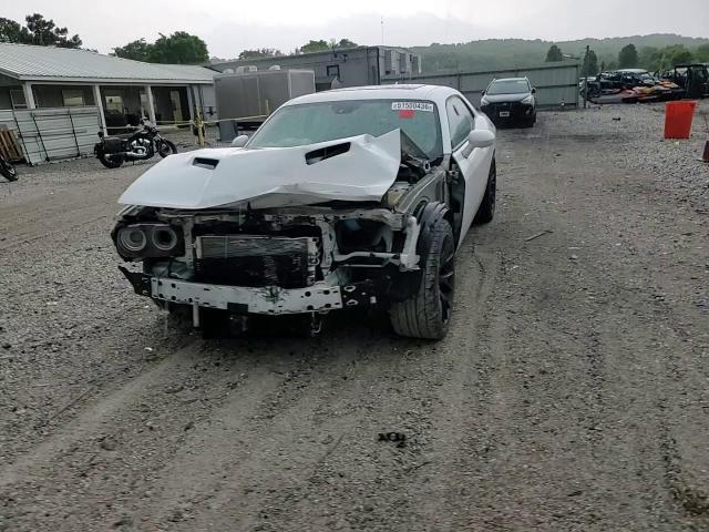 2016 Dodge Challenger R - zdjęcie 14