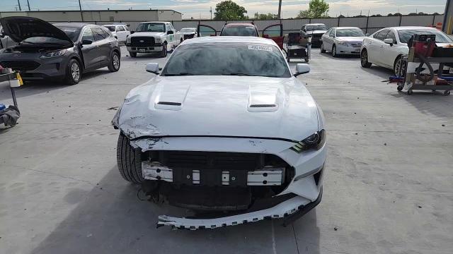 2019 Ford Mustang - zdjęcie 13