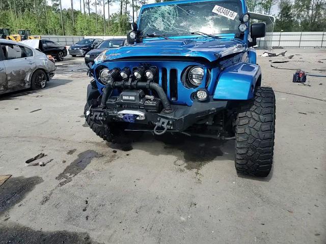 2014 Jeep Wrangler Sahara - zdjęcie 14