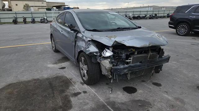 2013 Hyundai Elantra Gls - zdjęcie 13