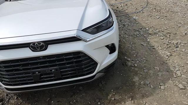 2024 Toyota Grand Highlander Platinum - zdjęcie 14