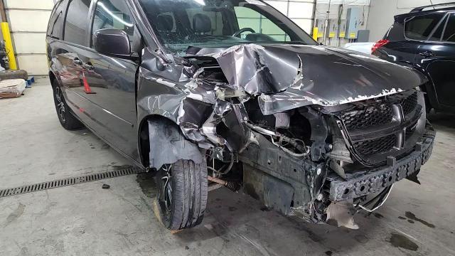 2017 Dodge Grand Caravan Gt - zdjęcie 15