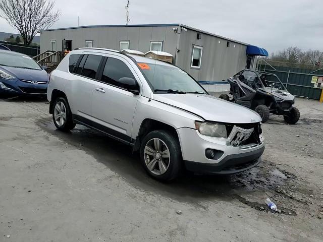 2014 Jeep Compass Sport - zdjęcie 14