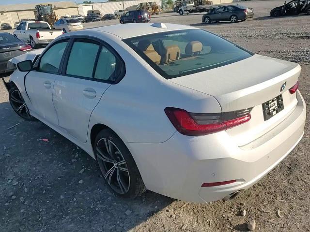 2023 BMW 330I - zdjęcie 13