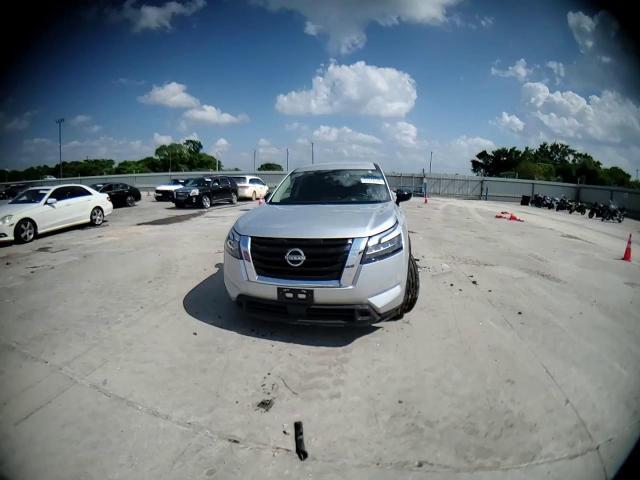 2025 Nissan Pathfinder S - zdjęcie 14