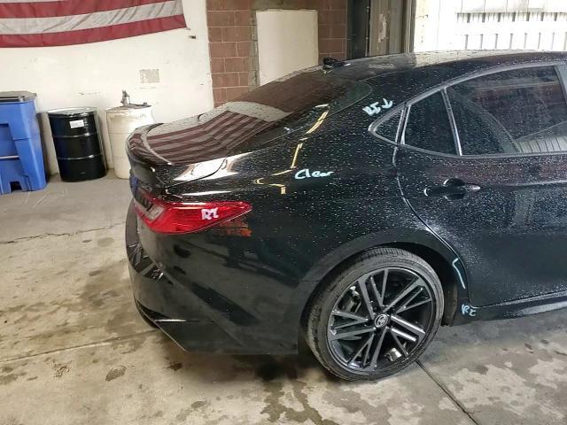 2025 Toyota Camry Xse - zdjęcie 14