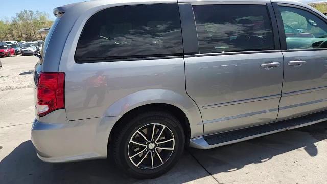 2017 Dodge Grand Caravan Gt - zdjęcie 14