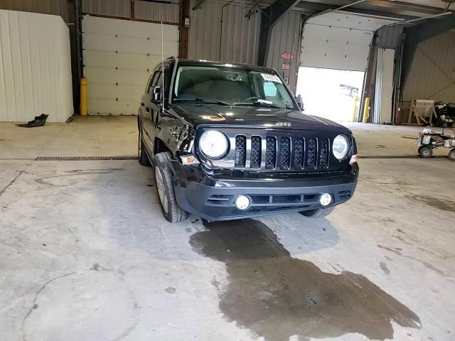 2014 Jeep Patriot Latitude - zdjęcie 13