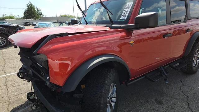 2024 Ford Bronco Badlands - zdjęcie 14