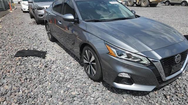 2021 Nissan Altima Sl - zdjęcie 13