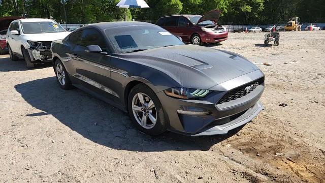 2018 Ford Mustang - zdjęcie 13