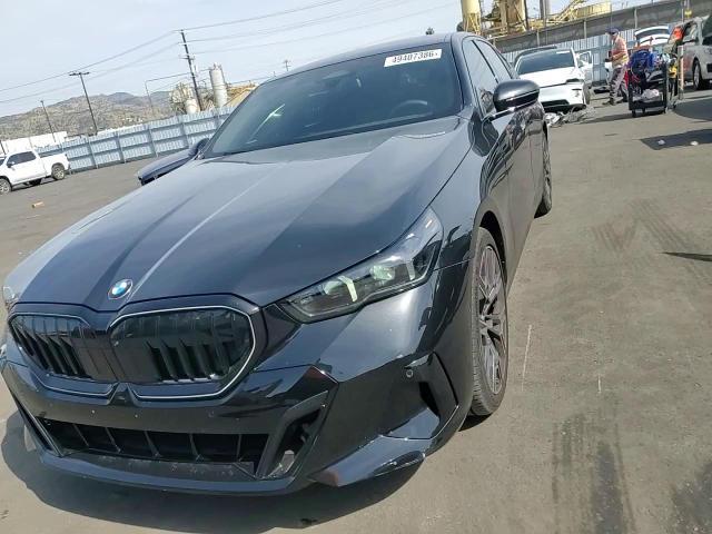 2026 BMW 530 I - zdjęcie 13