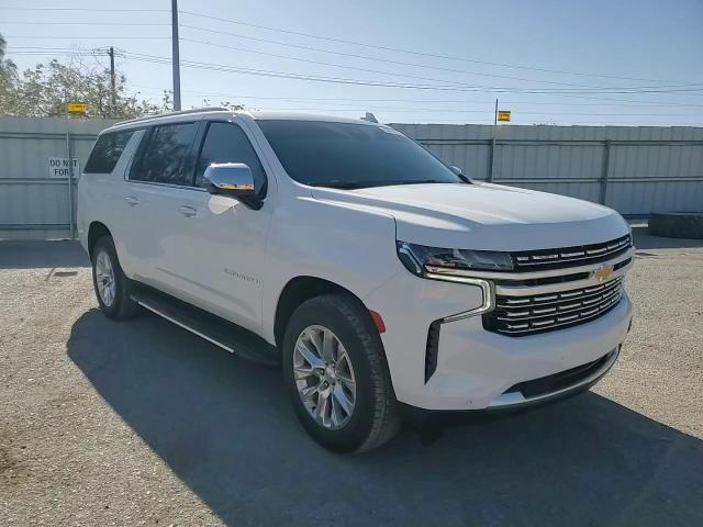 2023 Chevrolet Suburban C1500 Premier - zdjęcie 14