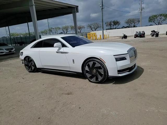 2024 Rolls-Royce Spectre - zdjęcie 13