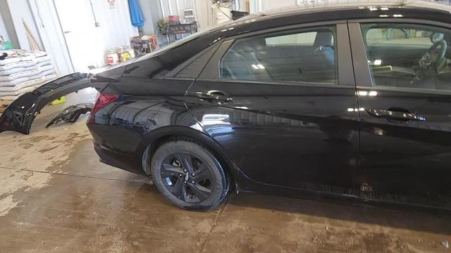 2022 Hyundai Elantra Sel - zdjęcie 14
