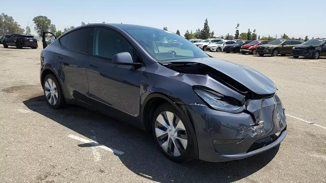 2023 Tesla Model Y - zdjęcie 14