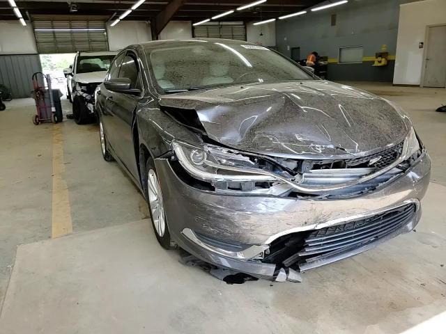 2016 Chrysler 200 Limited - zdjęcie 13