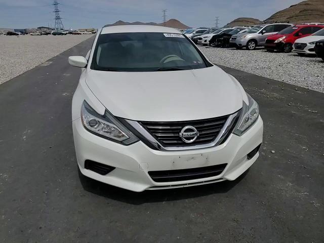 2016 Nissan Altima 2.5 S - zdjęcie 13