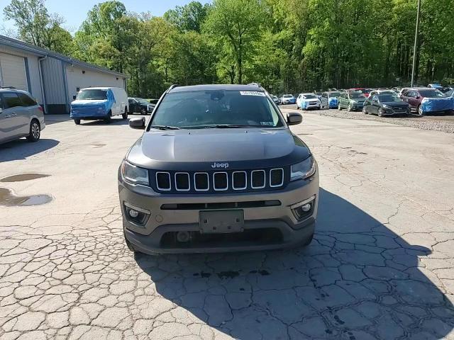 2018 Jeep Compass Latitude - zdjęcie 14