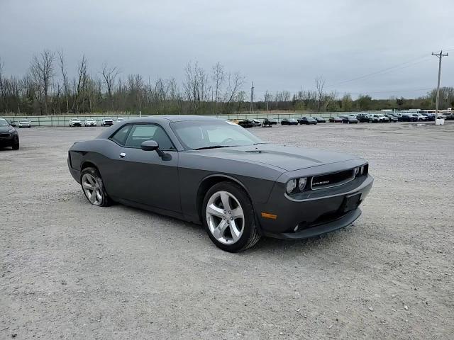 2014 Dodge Challenger Sxt - zdjęcie 13