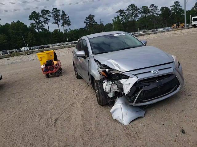 2019 Toyota Yaris - zdjęcie 13