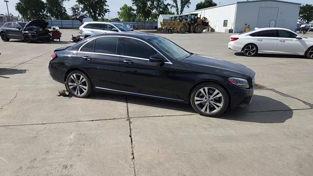 2021 Mercedes-Benz C 300 - zdjęcie 13