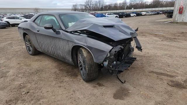 2019 Dodge Challenger Sxt - zdjęcie 13
