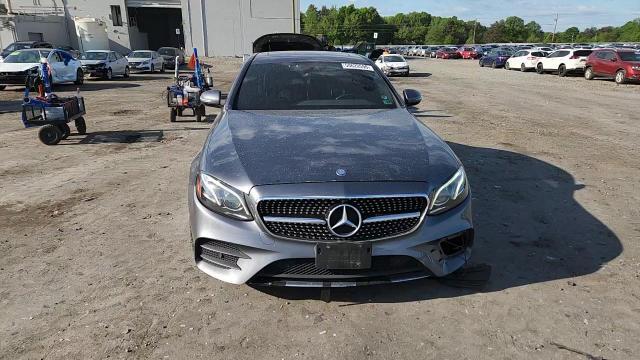 2017 Mercedes-Benz E 300 4Matic - zdjęcie 13