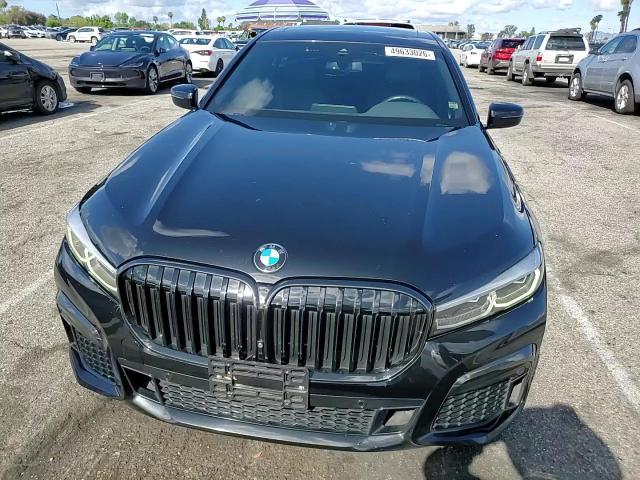 2021 BMW 740 I - zdjęcie 13